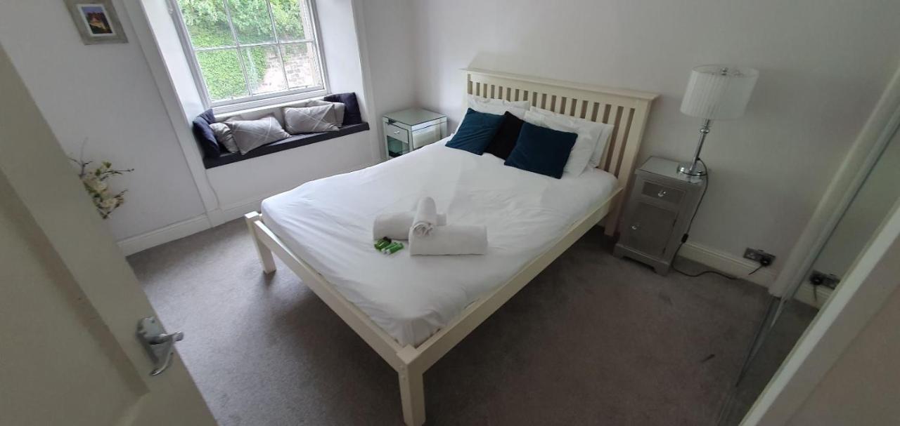 Joivy Unique Old Town Stay Under Edinburgh Castle Ngoại thất bức ảnh