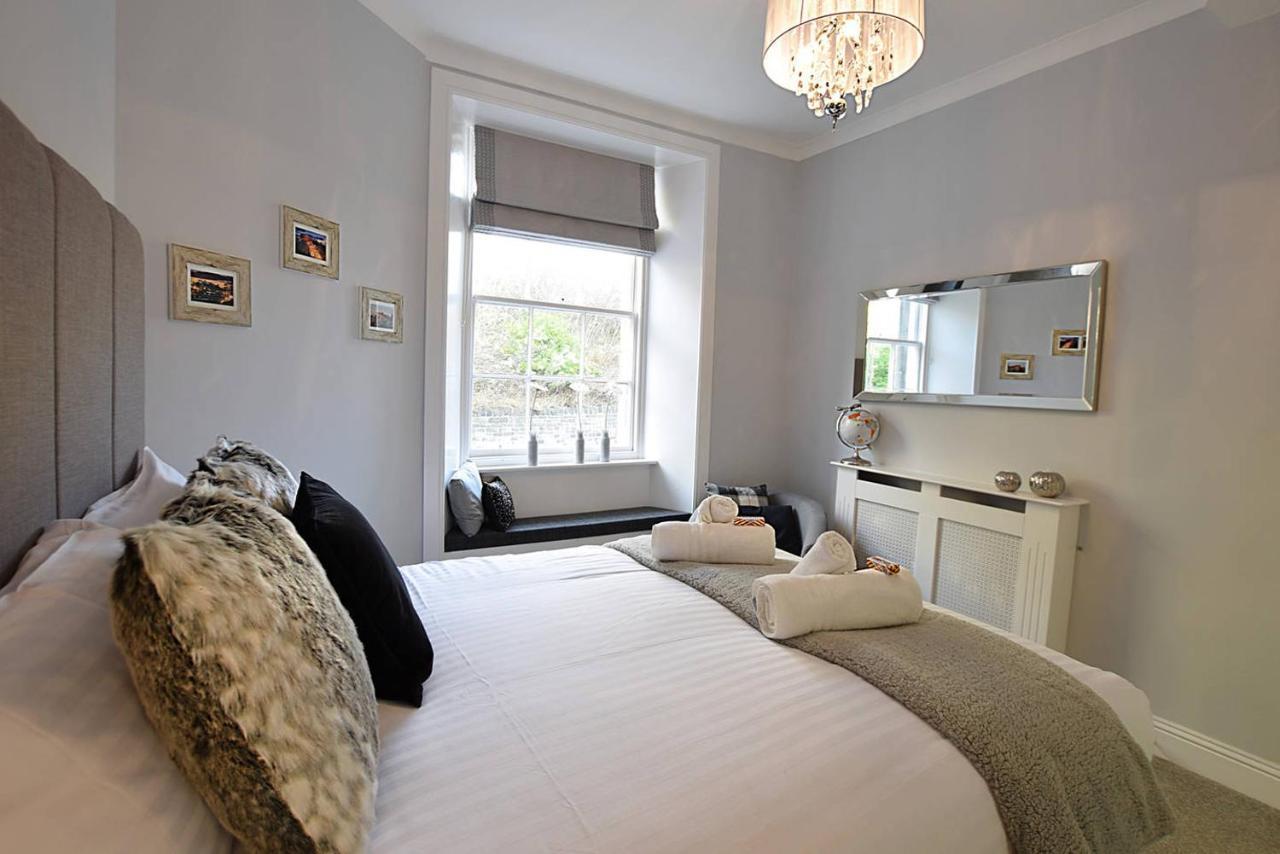 Joivy Unique Old Town Stay Under Edinburgh Castle Ngoại thất bức ảnh